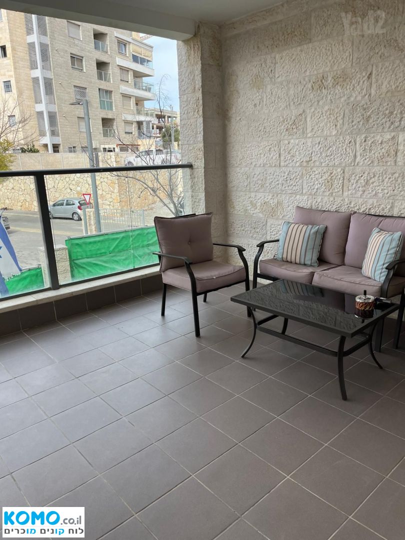 תמונה למודעה