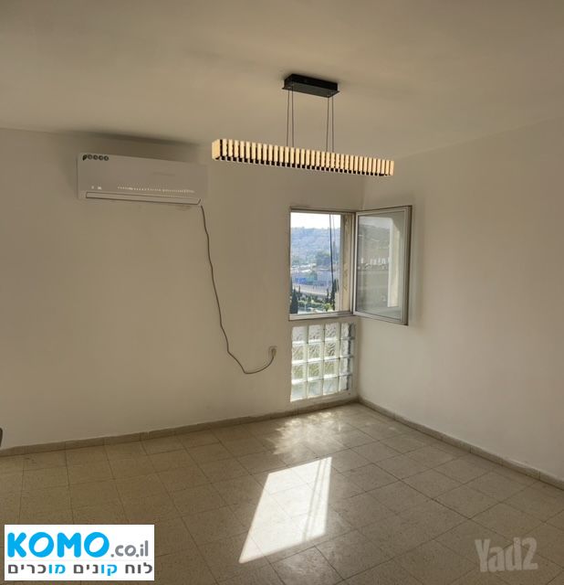 תמונה מהדירה בירושלים, 3.5 חדרים